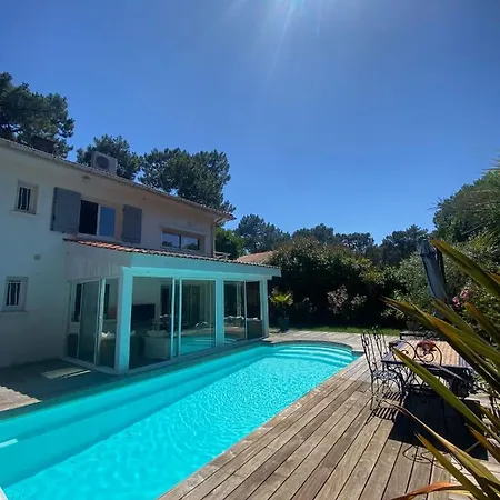 Villa Maluel, Piscine, 10 A 18 Personnes