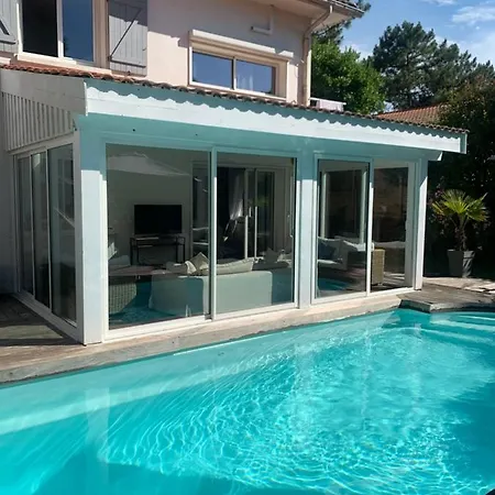 Maluel, Piscine, 10 A 18 Personnes *